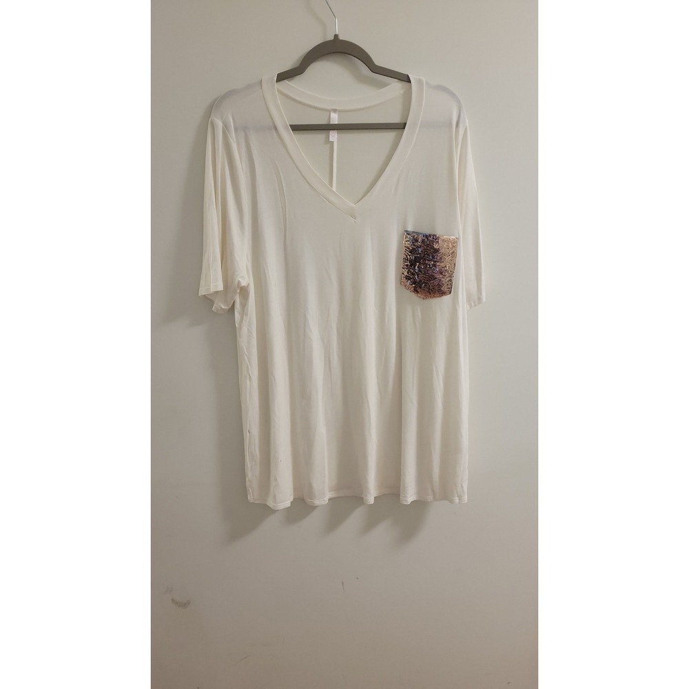 curvy‎ luvie sequin pocket top  Size:2X